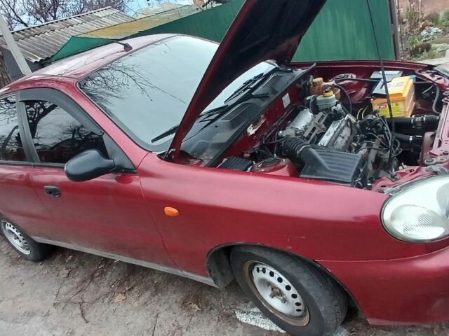 Червоний Деу Сенс, об'ємом двигуна 1.3 л та пробігом 180 тис. км за 1800 $, фото 2 на Automoto.ua