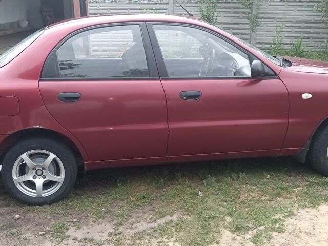 Красный Дэу Сенс, объемом двигателя 0 л и пробегом 2 тыс. км за 1400 $, фото 2 на Automoto.ua