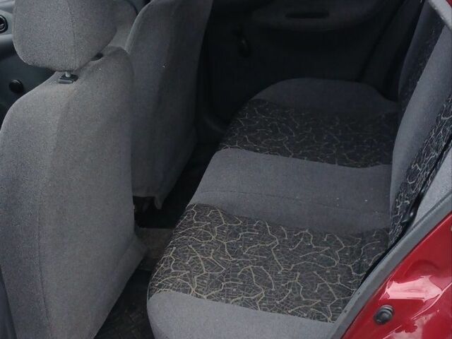 Червоний Деу Сенс, об'ємом двигуна 1.3 л та пробігом 180 тис. км за 1800 $, фото 7 на Automoto.ua