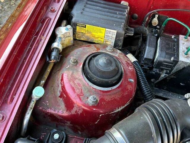 Красный Дэу Сенс, объемом двигателя 1.6 л и пробегом 216 тыс. км за 1900 $, фото 5 на Automoto.ua