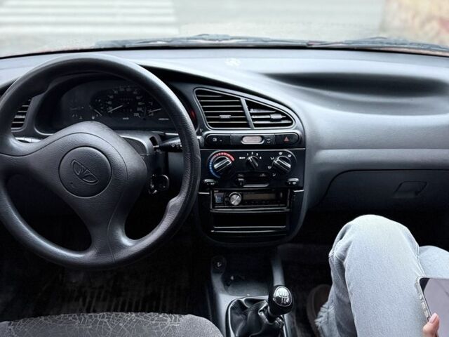 Красный Дэу Сенс, объемом двигателя 1.5 л и пробегом 370 тыс. км за 1250 $, фото 7 на Automoto.ua