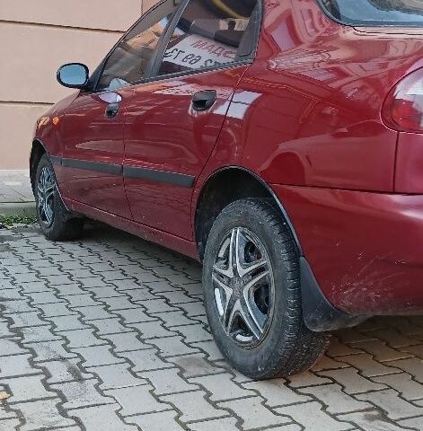 Красный Дэу Сенс, объемом двигателя 1.3 л и пробегом 205 тыс. км за 1300 $, фото 4 на Automoto.ua
