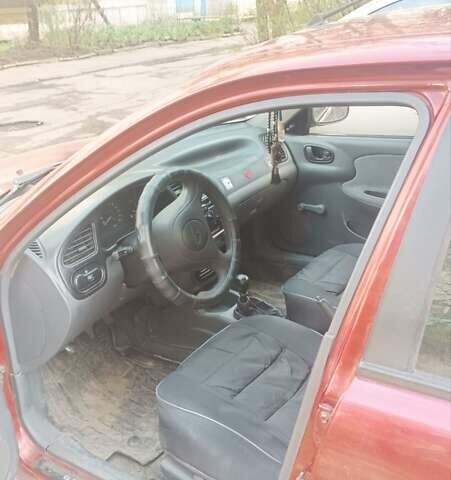Красный Дэу Сенс, объемом двигателя 1.3 л и пробегом 285 тыс. км за 1350 $, фото 8 на Automoto.ua