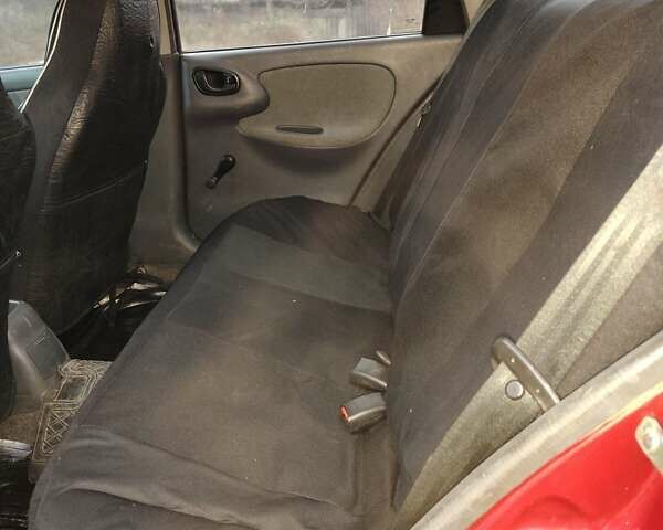 Червоний Деу Сенс, об'ємом двигуна 1.3 л та пробігом 285 тис. км за 1650 $, фото 4 на Automoto.ua