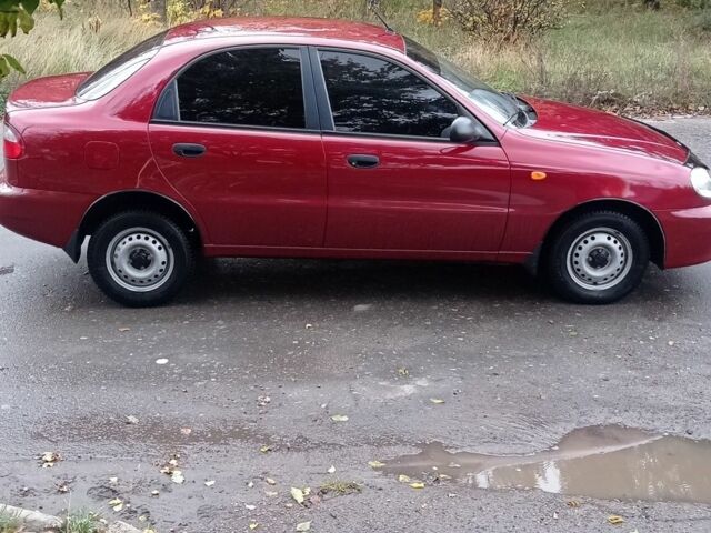 Деу Сенс 2006 у Славянске на Automoto.ua Червоний Деу Сенс, об'ємом двигуна 1.5 л та пробігом 71 тис. км за 3500 $, фото 5 на Automoto.ua