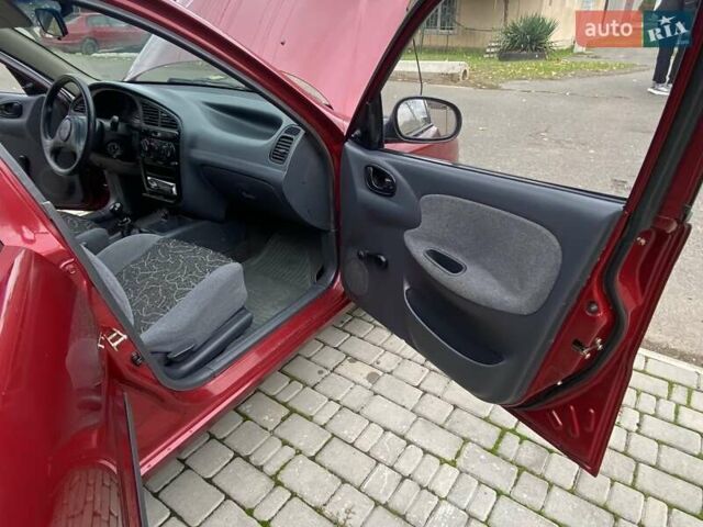 Красный Дэу Сенс, объемом двигателя 1.3 л и пробегом 140 тыс. км за 2350 $, фото 18 на Automoto.ua
