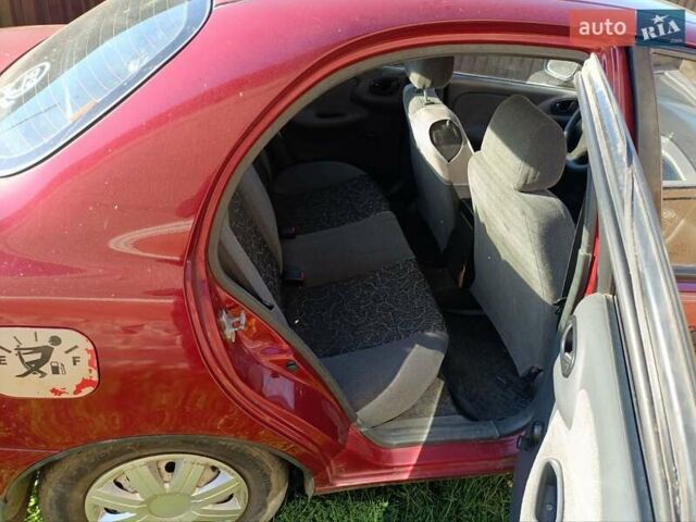 Красный Дэу Сенс, объемом двигателя 1.3 л и пробегом 177 тыс. км за 1500 $, фото 2 на Automoto.ua