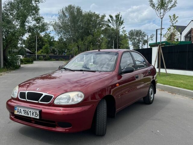 Красный Дэу Сенс, объемом двигателя 1.3 л и пробегом 130 тыс. км за 2600 $, фото 1 на Automoto.ua