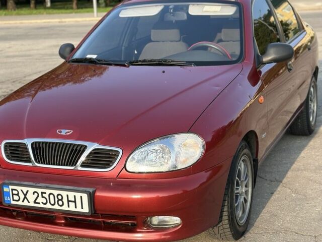Красный Дэу Сенс, объемом двигателя 1.6 л и пробегом 130 тыс. км за 3100 $, фото 1 на Automoto.ua