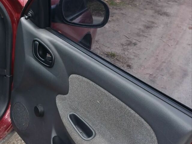 Червоний Деу Сенс, об'ємом двигуна 1.3 л та пробігом 180 тис. км за 1800 $, фото 4 на Automoto.ua