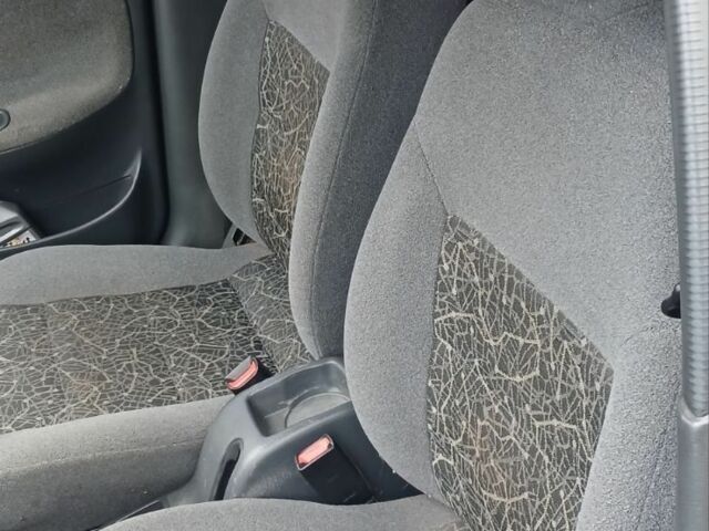 Червоний Деу Сенс, об'ємом двигуна 1.3 л та пробігом 180 тис. км за 1800 $, фото 6 на Automoto.ua