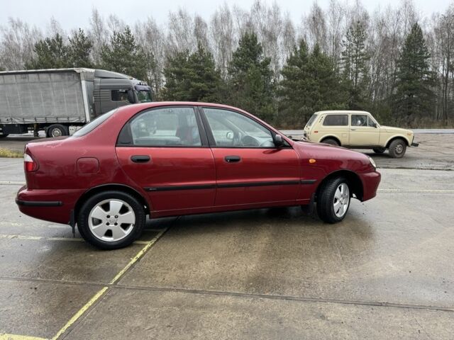 Красный Дэу Сенс, объемом двигателя 1.5 л и пробегом 310 тыс. км за 1850 $, фото 1 на Automoto.ua