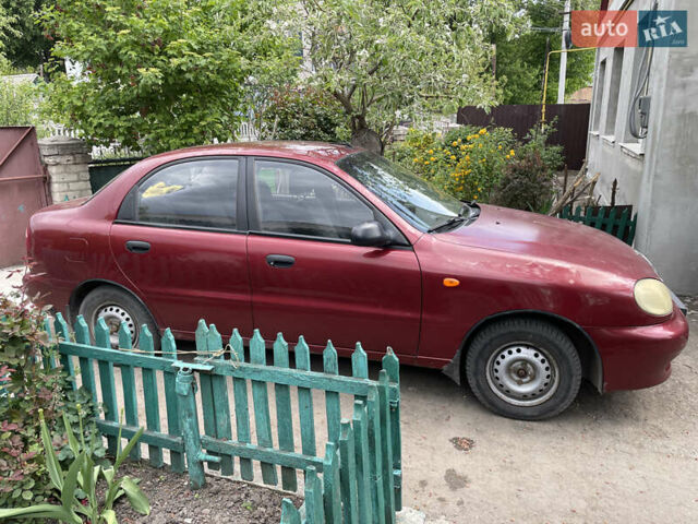 Красный Дэу Сенс, объемом двигателя 1.3 л и пробегом 262 тыс. км за 1300 $, фото 1 на Automoto.ua