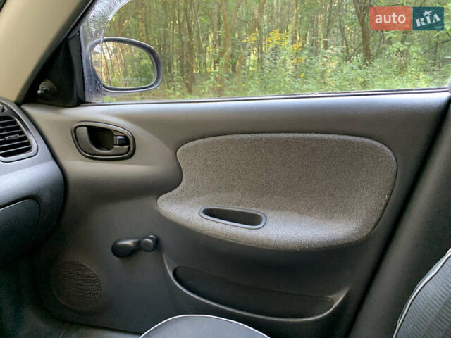 Красный Дэу Сенс, объемом двигателя 1.3 л и пробегом 112 тыс. км за 2700 $, фото 30 на Automoto.ua