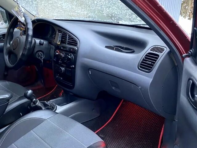 Червоний Деу Сенс, об'ємом двигуна 1.3 л та пробігом 129 тис. км за 2300 $, фото 7 на Automoto.ua