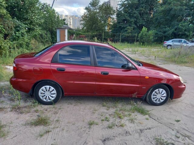 Красный Дэу Сенс, объемом двигателя 1.5 л и пробегом 117 тыс. км за 1535 $, фото 2 на Automoto.ua