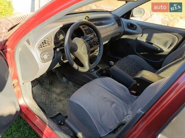 Красный Дэу Сенс, объемом двигателя 1.3 л и пробегом 177 тыс. км за 1500 $, фото 7 на Automoto.ua