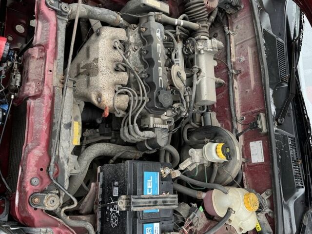 Красный Дэу Сенс, объемом двигателя 1.5 л и пробегом 310 тыс. км за 1850 $, фото 8 на Automoto.ua