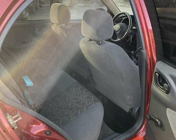 Красный Дэу Сенс, объемом двигателя 1.3 л и пробегом 189 тыс. км за 2150 $, фото 1 на Automoto.ua