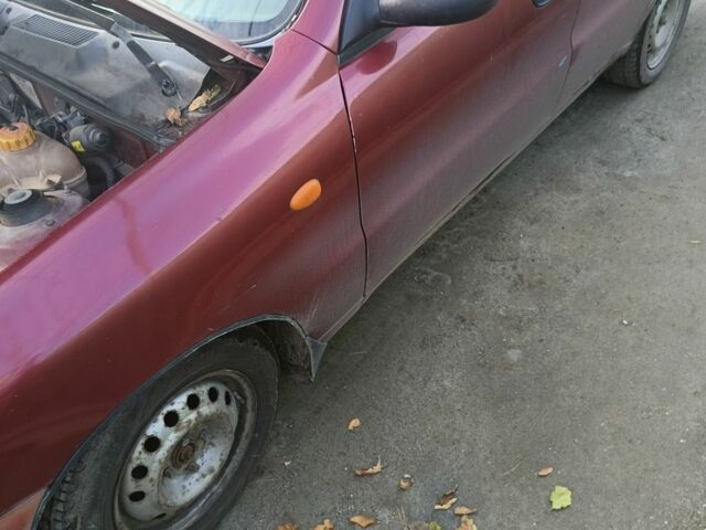 Червоний Деу Сенс, об'ємом двигуна 1.3 л та пробігом 100 тис. км за 1100 $, фото 2 на Automoto.ua