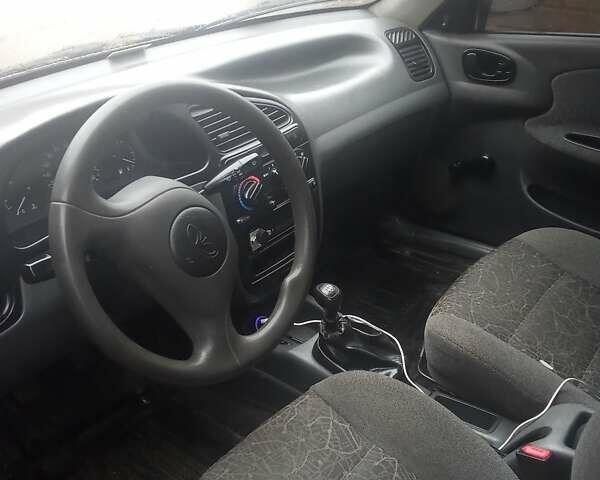 Красный Дэу Сенс, объемом двигателя 1.3 л и пробегом 115 тыс. км за 2000 $, фото 6 на Automoto.ua