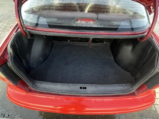 Красный Дэу Сенс, объемом двигателя 1.3 л и пробегом 258 тыс. км за 1450 $, фото 1 на Automoto.ua