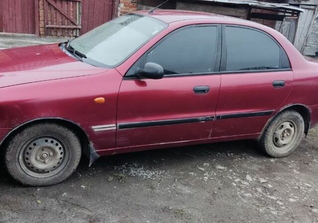 Красный Дэу Сенс, объемом двигателя 1.5 л и пробегом 1 тыс. км за 2010 $, фото 2 на Automoto.ua