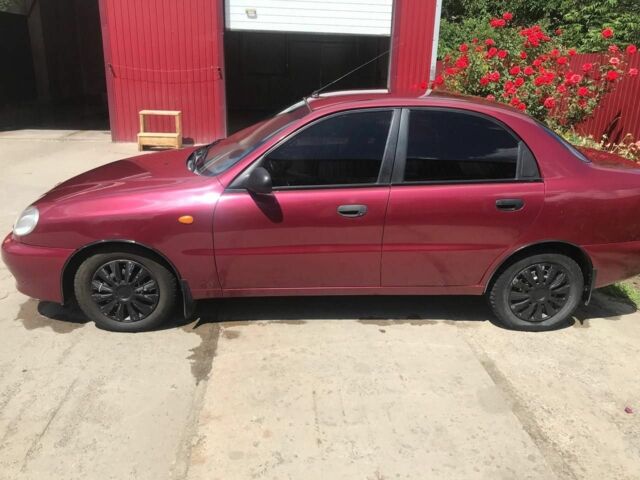 Червоний Деу Сенс, об'ємом двигуна 1.6 л та пробігом 300 тис. км за 2600 $, фото 3 на Automoto.ua