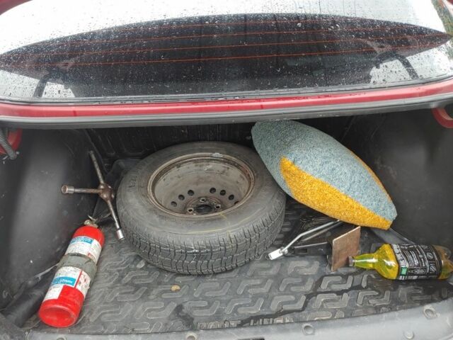 Красный Дэу Сенс, объемом двигателя 1.3 л и пробегом 223 тыс. км за 1150 $, фото 11 на Automoto.ua