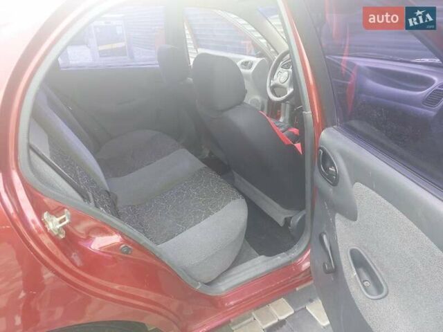 Деу Сенс 2006 у Миколаєві на Automoto.ua Червоний Деу Сенс, об'ємом двигуна 1.3 л та пробігом 150 тис. км за 2000 $, фото 14 на Automoto.ua
