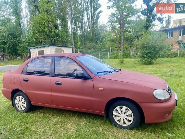 Красный Дэу Сенс, объемом двигателя 1.3 л и пробегом 244 тыс. км за 2400 $, фото 5 на Automoto.ua