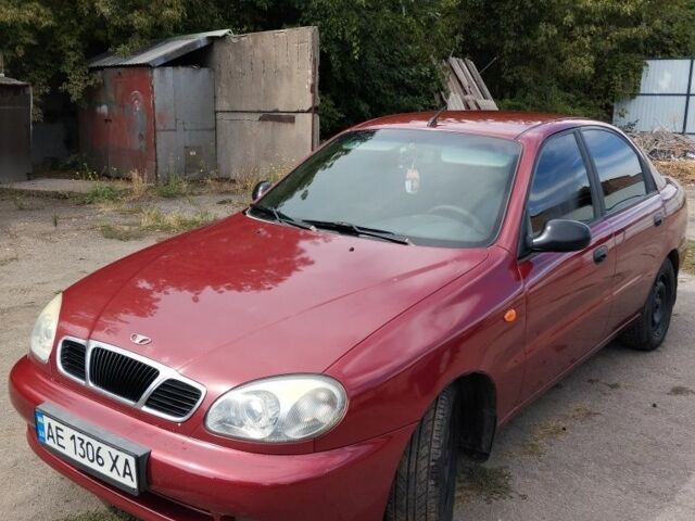 Дэу Сенс 2006 в Кривом Роге на Automoto.ua Красный Дэу Сенс, объемом двигателя 1.5 л и пробегом 200 тыс. км за 2750 $, фото 1 на Automoto.ua