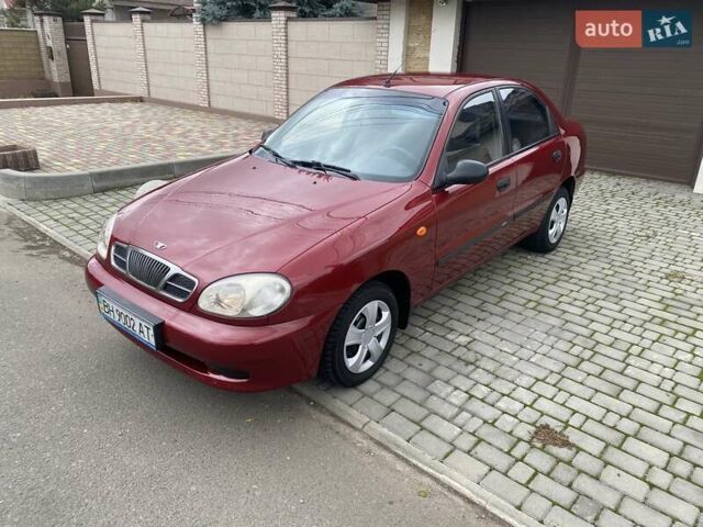 Красный Дэу Сенс, объемом двигателя 1.3 л и пробегом 140 тыс. км за 2350 $, фото 4 на Automoto.ua