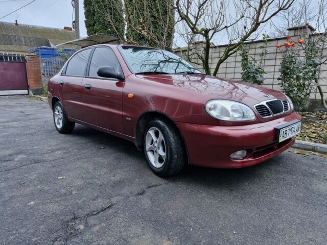 Красный Дэу Сенс, объемом двигателя 1.5 л и пробегом 163 тыс. км за 2650 $, фото 1 на Automoto.ua