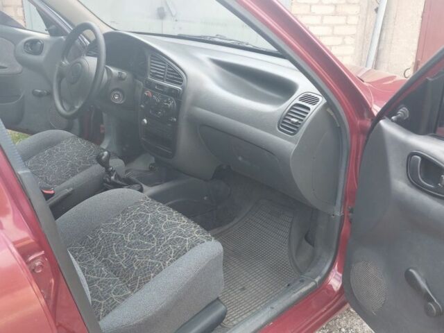 Красный Дэу Сенс, объемом двигателя 1.3 л и пробегом 116 тыс. км за 2000 $, фото 5 на Automoto.ua