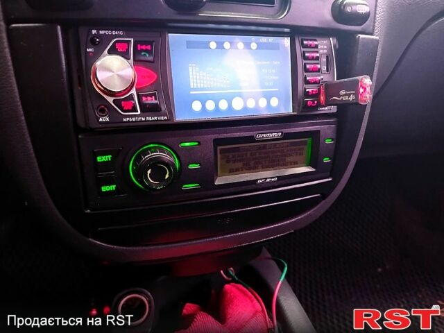 Красный Дэу Сенс, объемом двигателя 1.3 л и пробегом 0 тыс. км за 2100 $, фото 2 на Automoto.ua