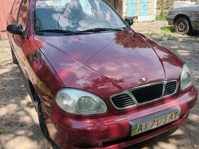 Красный Дэу Сенс, объемом двигателя 1.5 л и пробегом 160 тыс. км за 2500 $, фото 1 на Automoto.ua