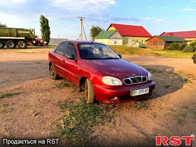 Красный Дэу Сенс, объемом двигателя 1.3 л и пробегом 350 тыс. км за 1700 $, фото 1 на Automoto.ua