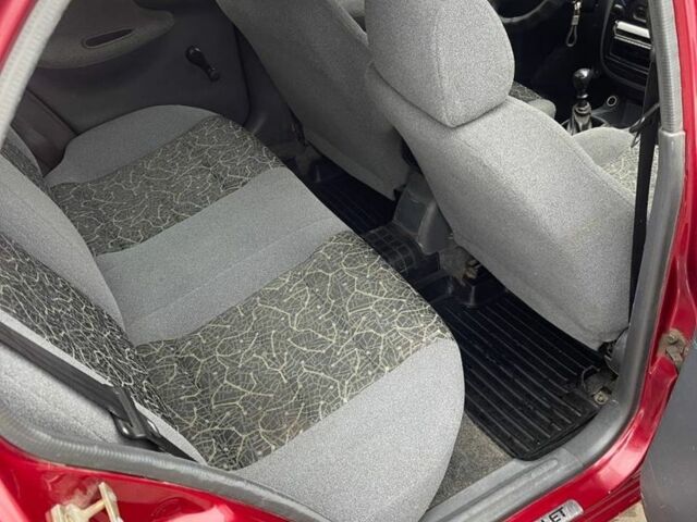 Червоний Деу Сенс, об'ємом двигуна 1.3 л та пробігом 290 тис. км за 1700 $, фото 4 на Automoto.ua