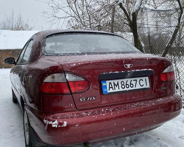 Красный Дэу Сенс, объемом двигателя 1.3 л и пробегом 130 тыс. км за 2300 $, фото 1 на Automoto.ua