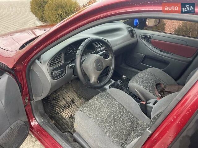 Красный Дэу Сенс, объемом двигателя 1.5 л и пробегом 156 тыс. км за 2600 $, фото 5 на Automoto.ua