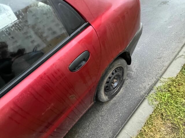 Червоний Деу Сенс, об'ємом двигуна 1.5 л та пробігом 150 тис. км за 1300 $, фото 2 на Automoto.ua