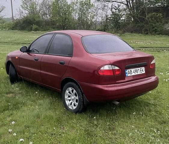 Красный Дэу Сенс, объемом двигателя 1.5 л и пробегом 199 тыс. км за 2900 $, фото 1 на Automoto.ua