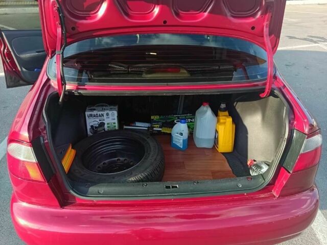 Красный Дэу Сенс, объемом двигателя 1.5 л и пробегом 206 тыс. км за 2100 $, фото 6 на Automoto.ua