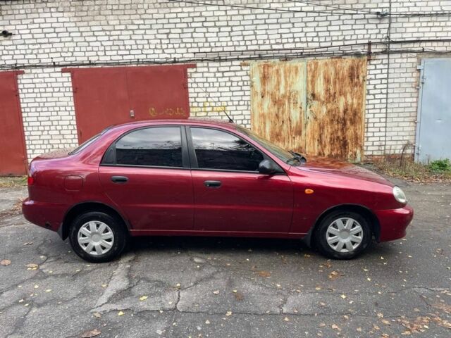 Червоний Деу Сенс, об'ємом двигуна 1.5 л та пробігом 200 тис. км за 2750 $, фото 1 на Automoto.ua