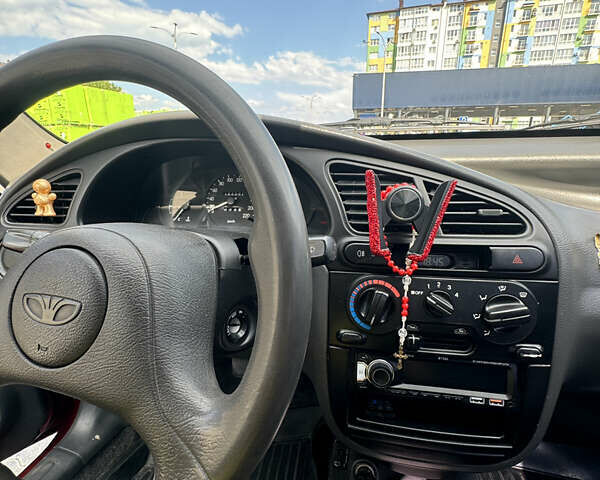 Красный Дэу Сенс, объемом двигателя 1.3 л и пробегом 134 тыс. км за 2100 $, фото 6 на Automoto.ua