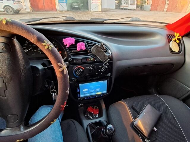 Красный Дэу Сенс, объемом двигателя 1.5 л и пробегом 257 тыс. км за 2800 $, фото 6 на Automoto.ua