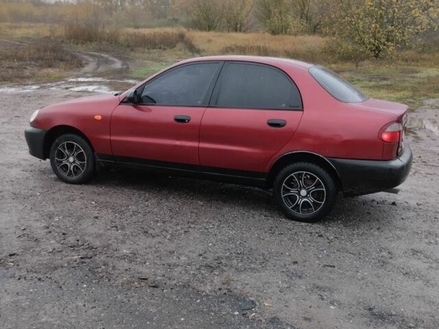 Деу Сенс 2007 у Краснокутске на Automoto.ua Червоний Деу Сенс, об'ємом двигуна 1.3 л та пробігом 211 тис. км за 1550 $, фото 3 на Automoto.ua