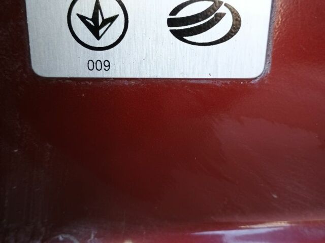 Красный Дэу Сенс, объемом двигателя 1.5 л и пробегом 157 тыс. км за 2750 $, фото 6 на Automoto.ua