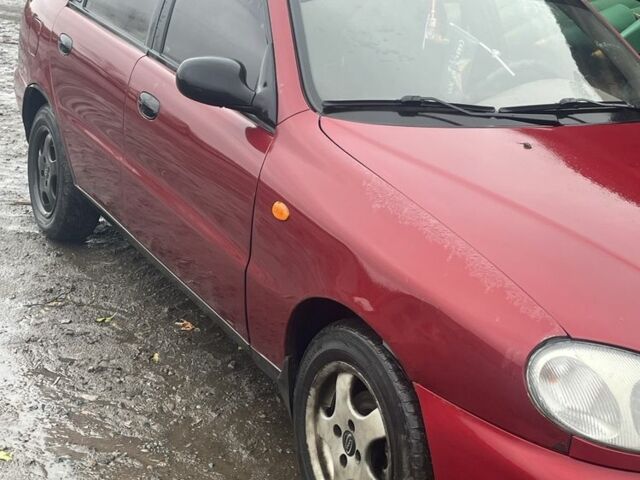 Червоний Деу Сенс, об'ємом двигуна 1.3 л та пробігом 250 тис. км за 1543 $, фото 2 на Automoto.ua